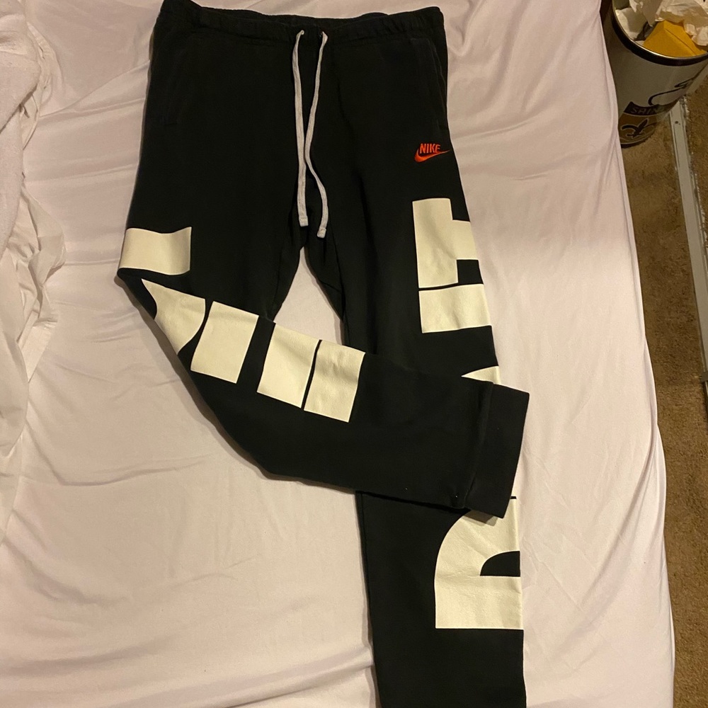 Men’s Nike joggers